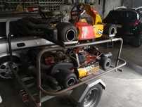 2 kartings, 1 PCR e outro Intrepid.