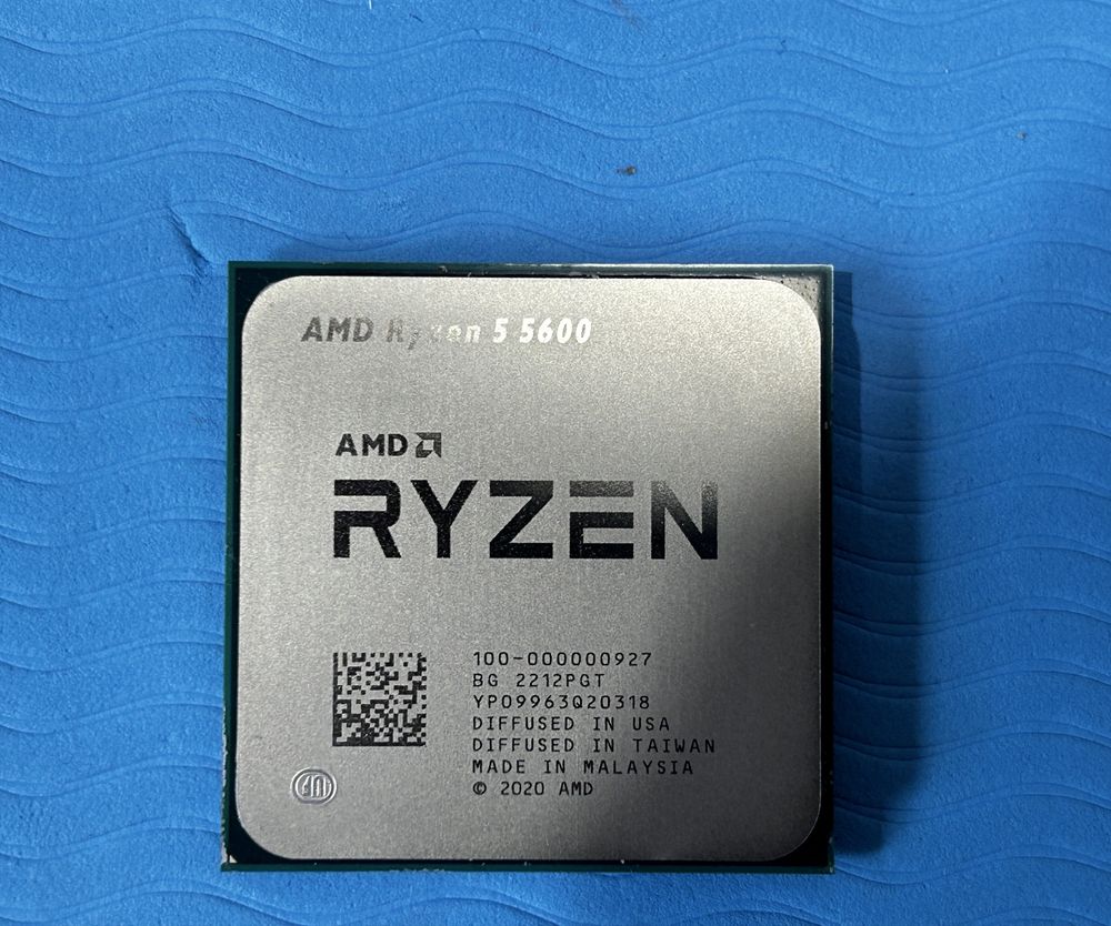 Процесор AMD Ryzen 5 5600 OEM + Cooler Master Hyper 212 RGB (кулер)