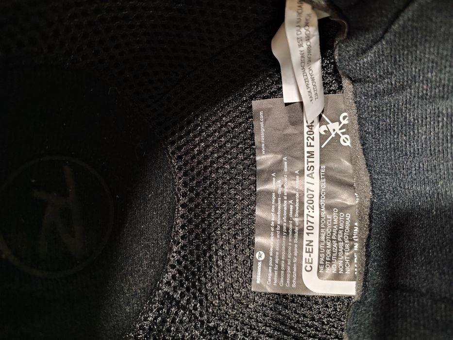 Kask narciarski Rossignol rozmiar 56 (S)