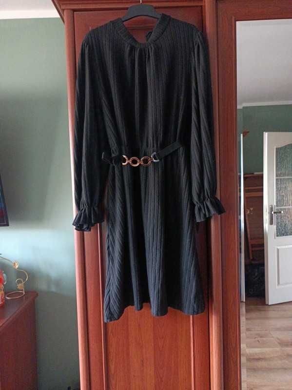 Czarna sukienka shein