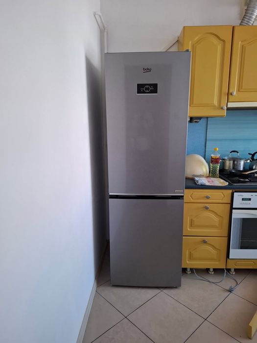 Lodowka Beko B3RCNA364HXB na gwarancji Media Expert