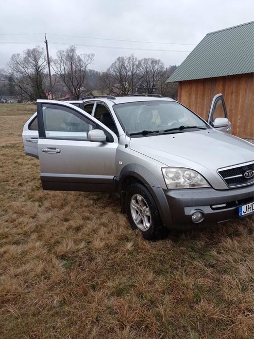 Продам Kio Sorento