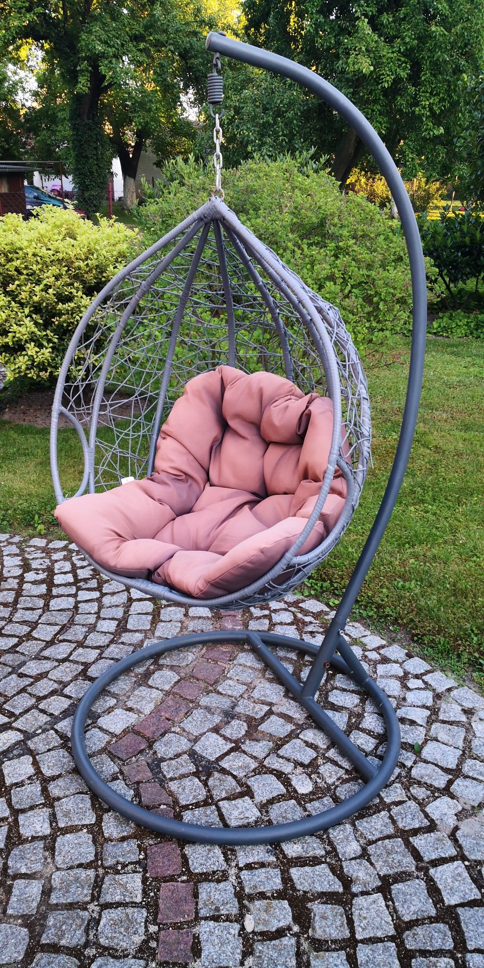 Fotel wiszacy  jajko kokon