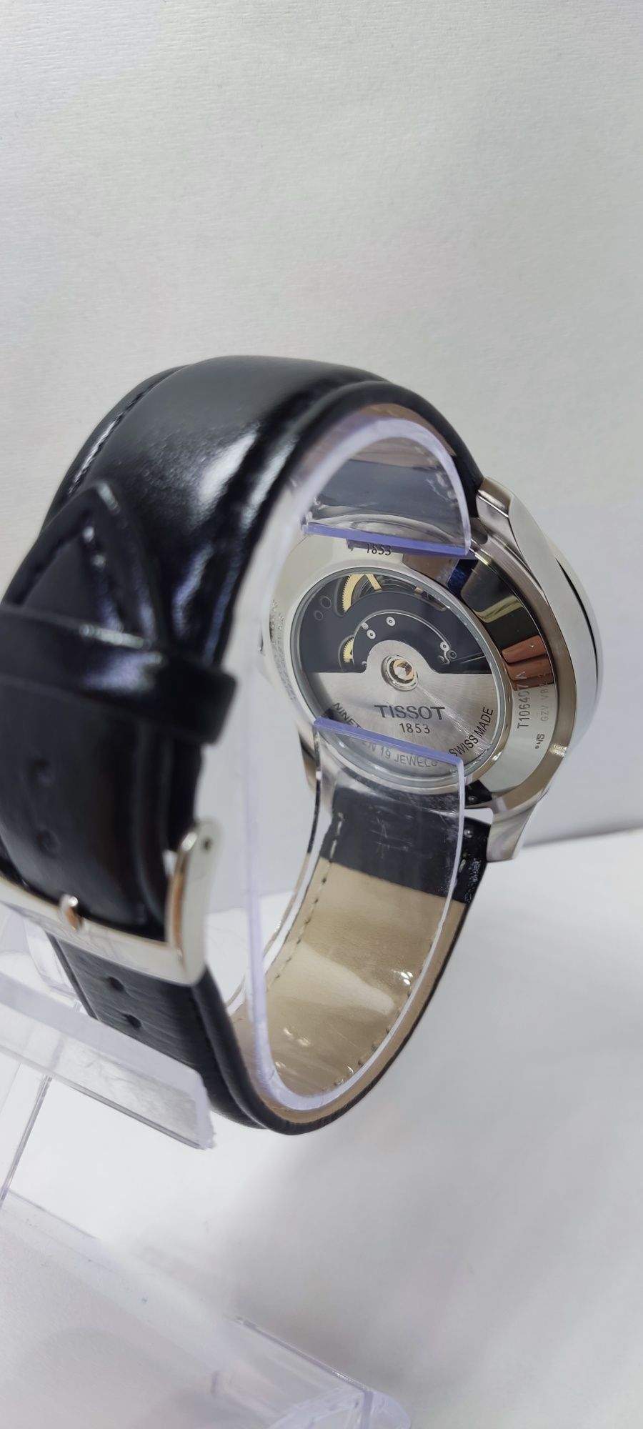 #27* TISSOT V8 SWISSMATIC T106.407.16.051.00