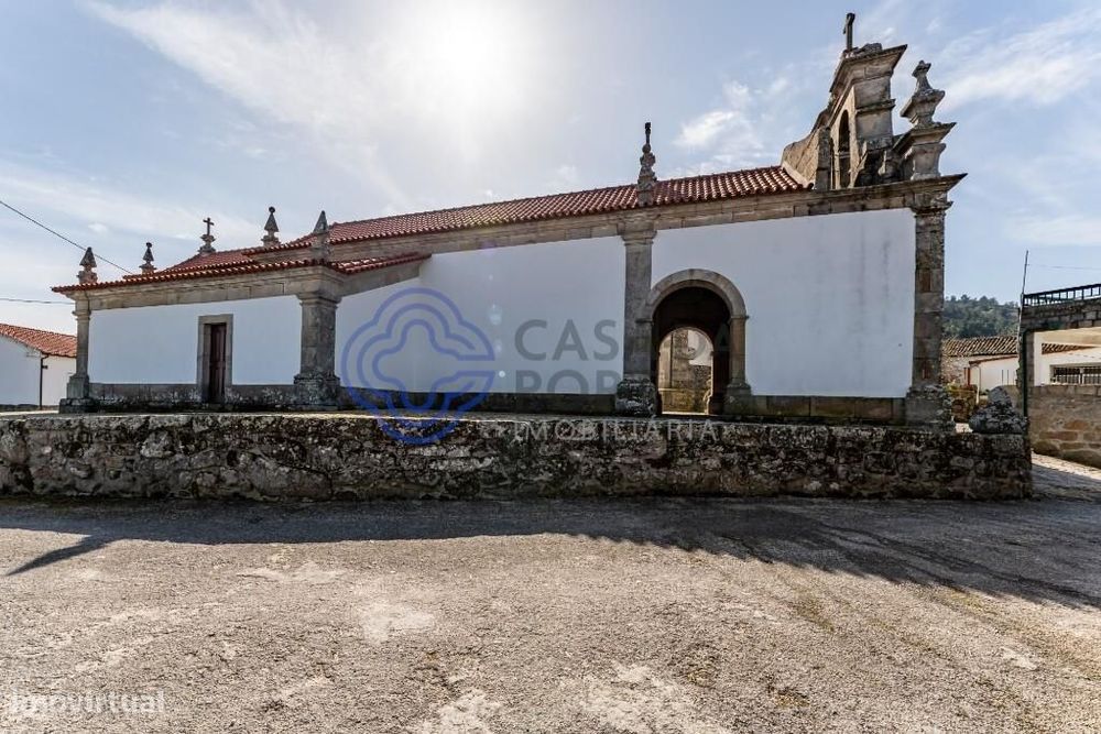 Moradia em Coura, Armamar