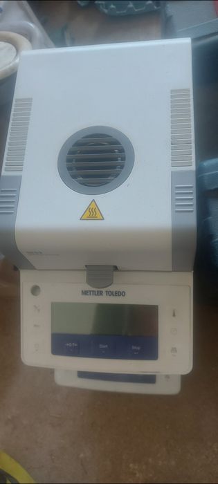 Halogenowa wagosuszarka laboratoryjna METTLER TOLEDO HE53