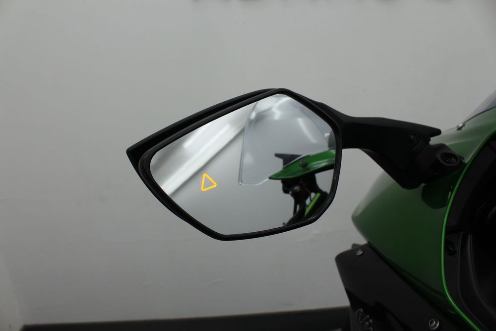 Kawasaki Ninja H2 SX