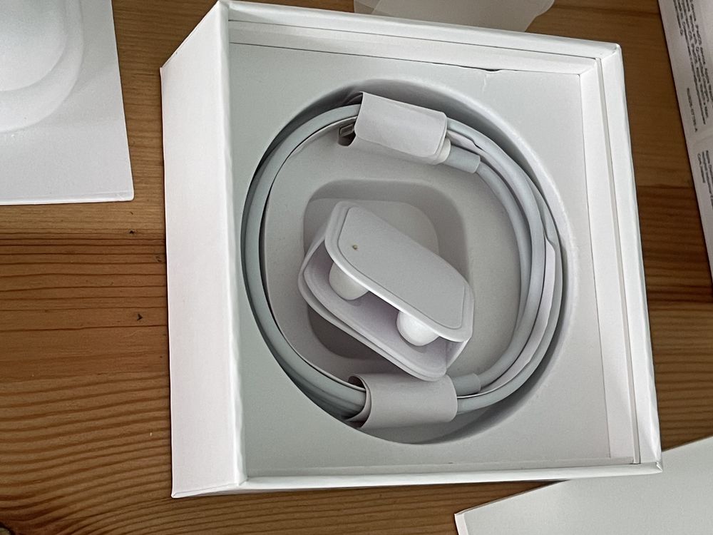 Apple airpods pro