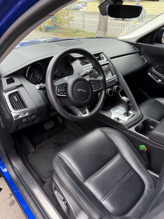 Jaguar E-Pace 2020 офіційний