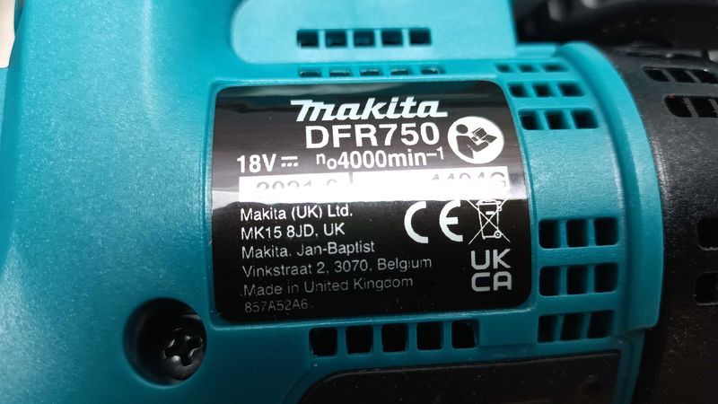 Makita DFR 750 акумуляторний магазинний шуруповерт 45-75мм