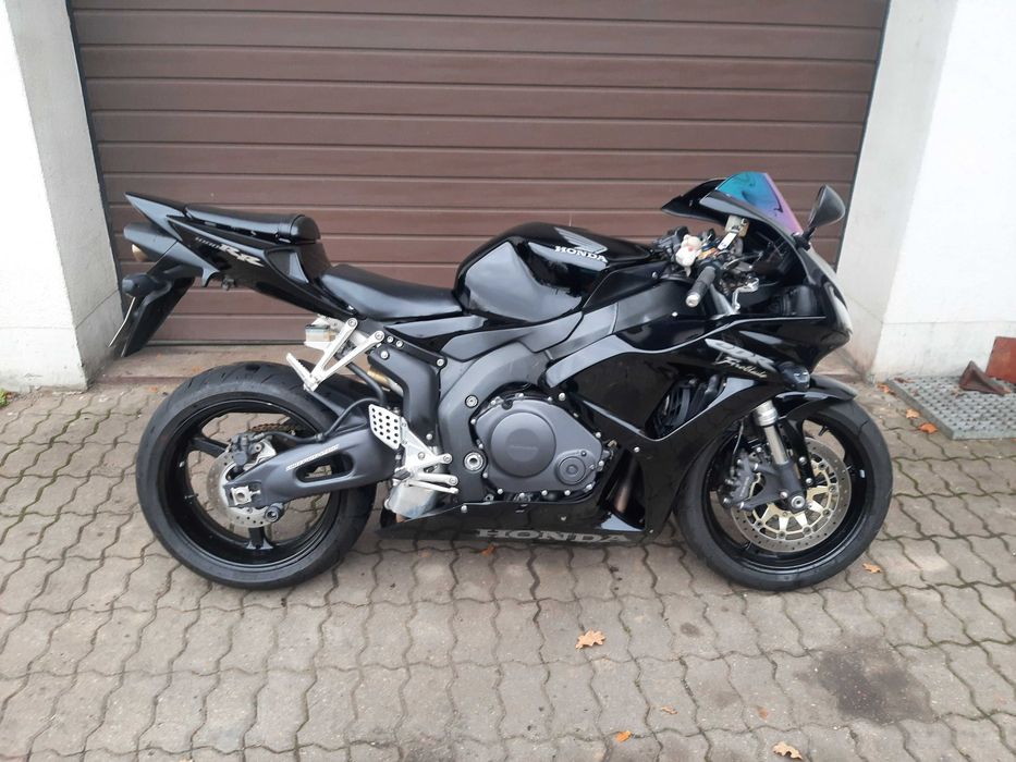 Sprzedam CBR 1000 RR  Fireblade