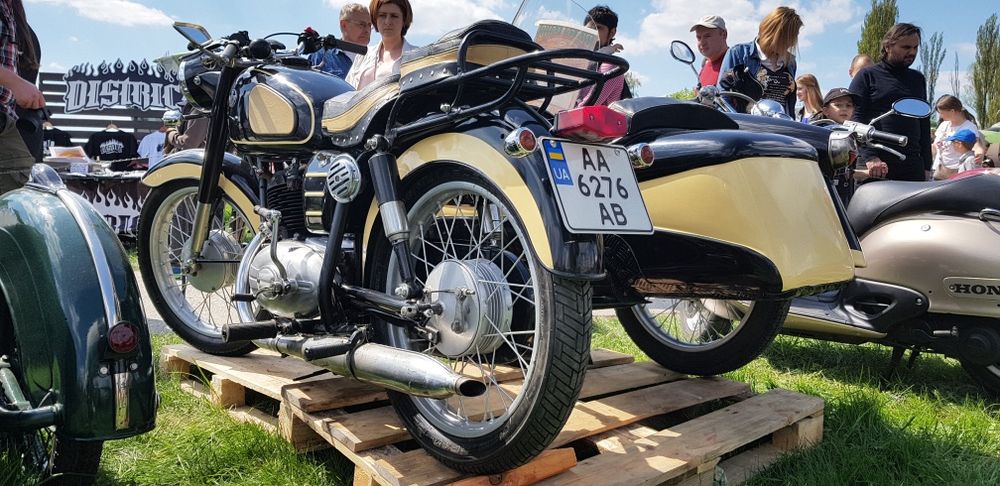 Pannonia & duna Панноніа з коляской