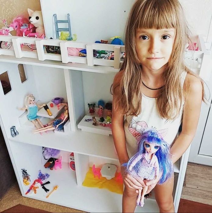 Продам домик для кукол