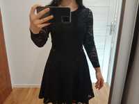 Koronkowa sukienka w kolorze czarnym Cropp S
