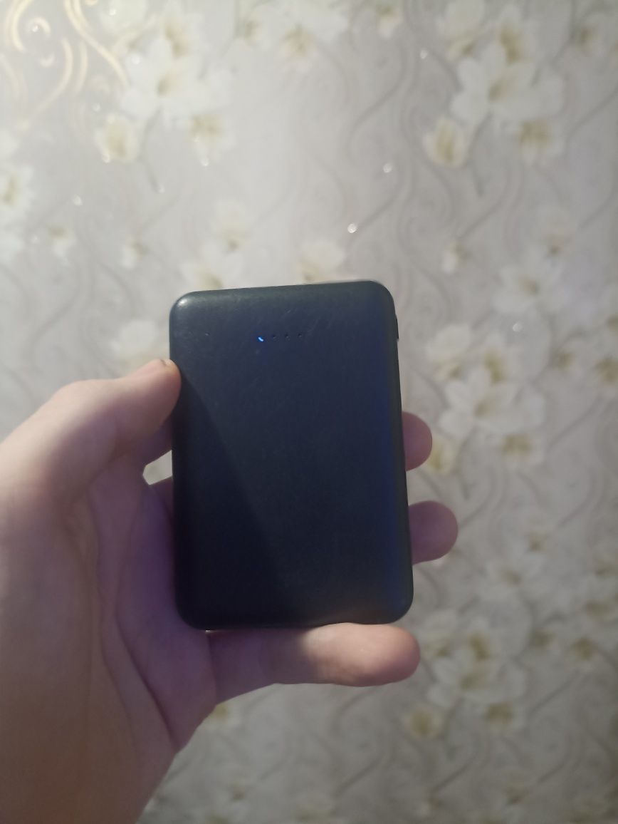 Продам павербанк