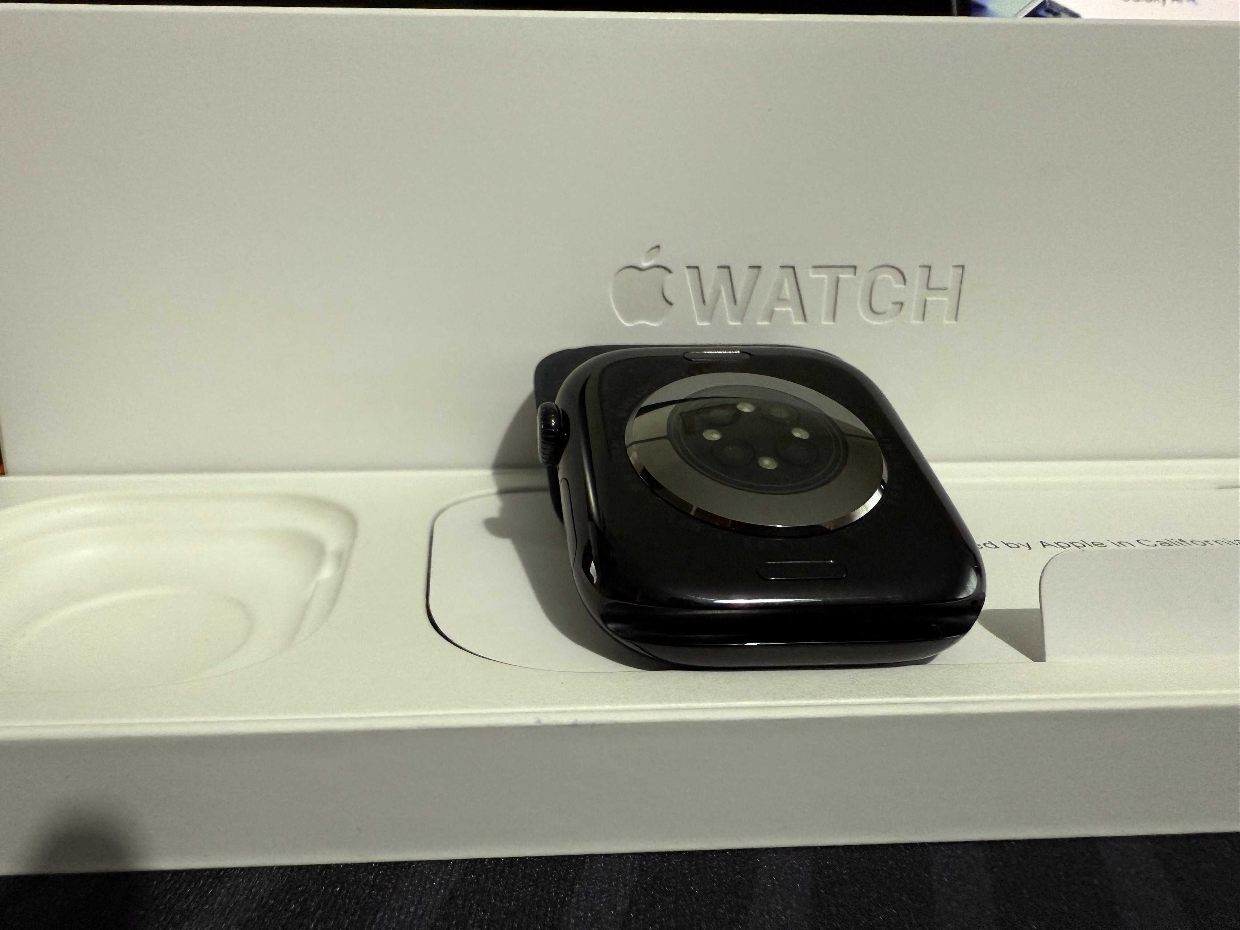 Apple Watch Series 10 GPS 46mm Alumínio Preto Brilhante