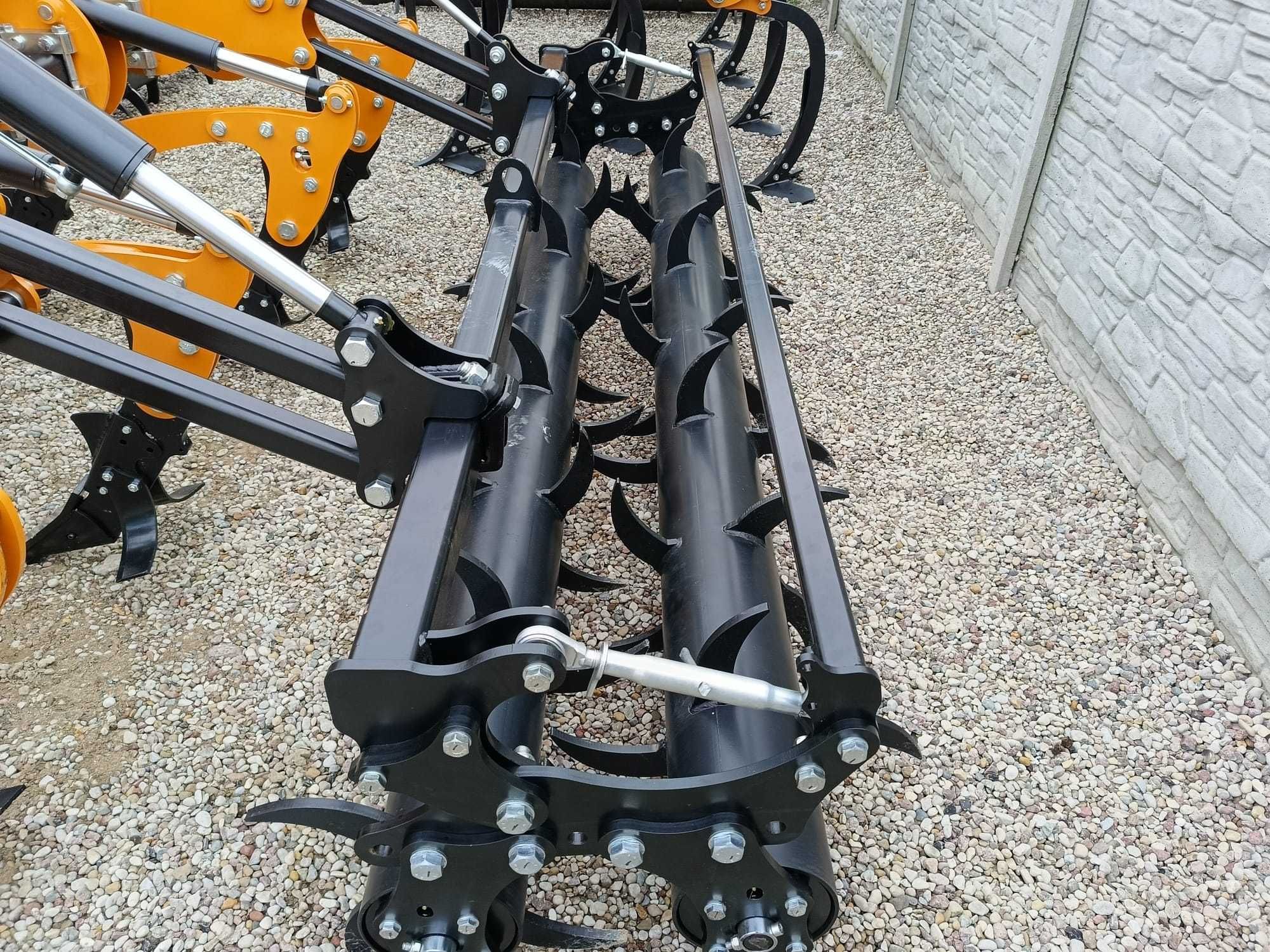 Pług dłutowy Spider 7M-300 Moro Aratri