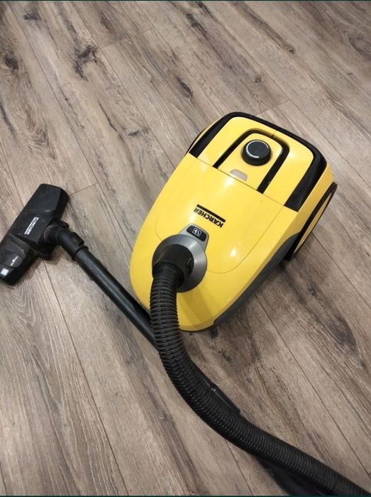 Продам Пилосос .KARCHER VC 2