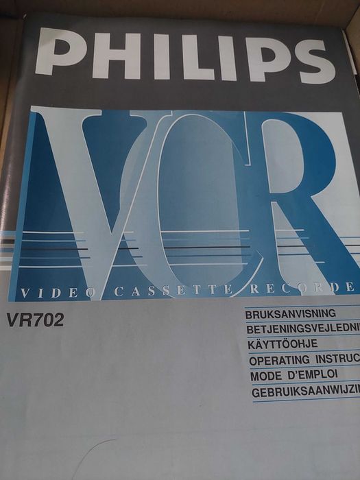 Video leitor e gravador philips VR702 e 34 cartuchos