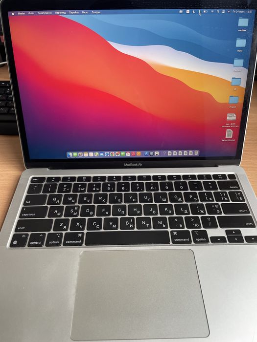 Macbook air m1 2020 512
