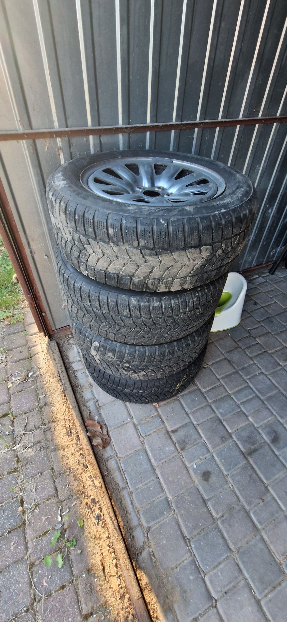 Koła 225/55 R16 16 cali AUDI VW zimowe strukturalne  stalowe jak alumi