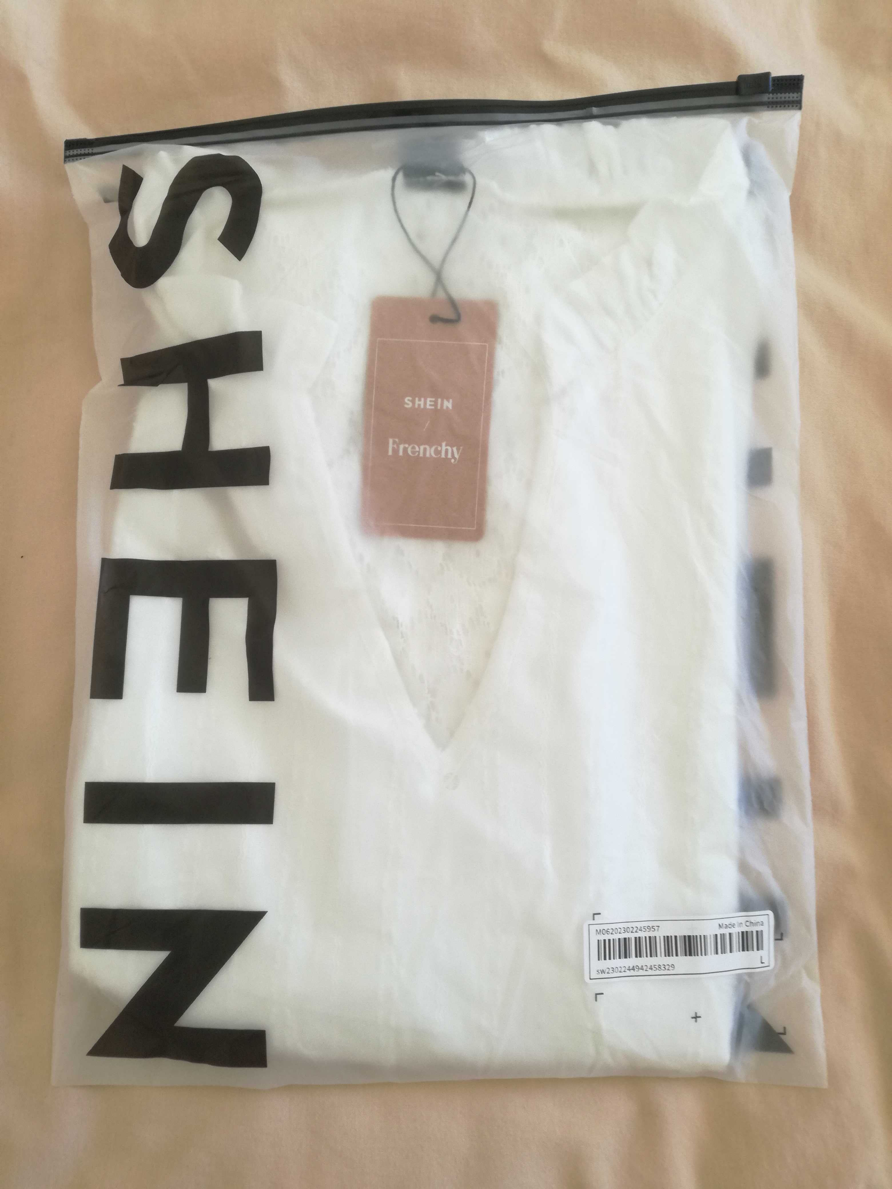 Camisa da marca Shein