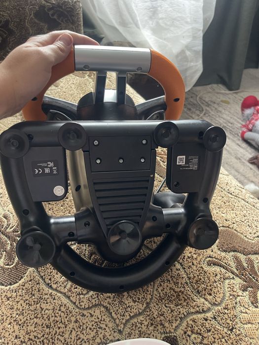 Кермо ігрове та педалі