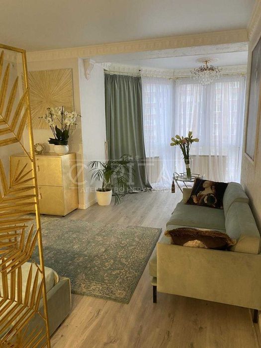 Продаж квартири з якісним ремонтом, Солом'янський район
