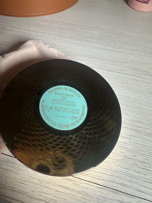 Бронзер Gucci (пудра-бронзер)