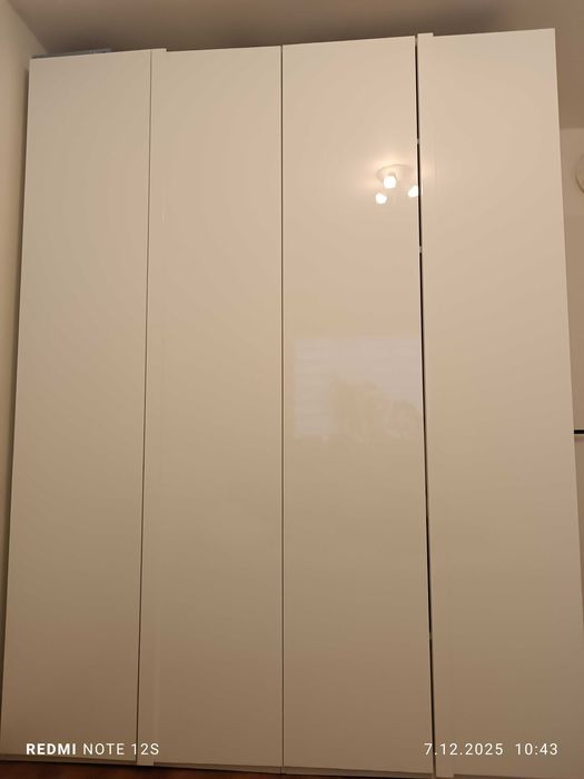 Sprzedam szafę Italia wysoki połysk