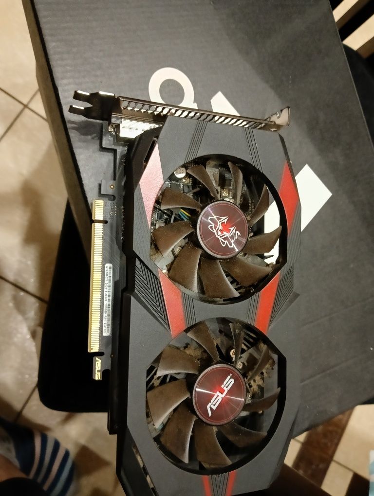 Karta graficzna Asus cerberus GTX 1050ti-a4g jak nowa