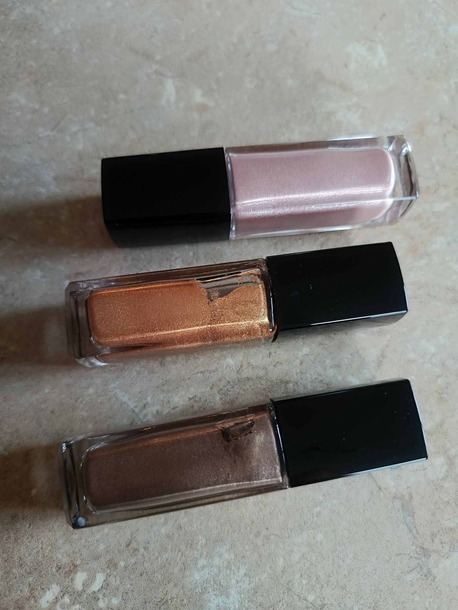 Тіні Chanel, оригінал