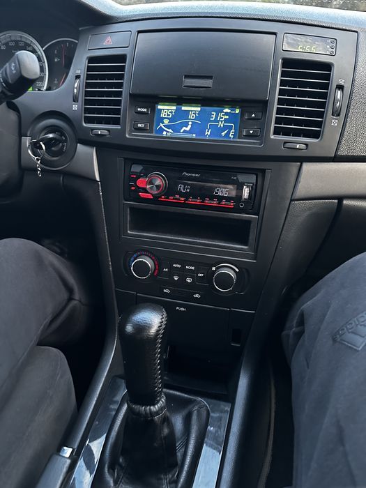 Продам свою машину Chevrolet epica 2.0