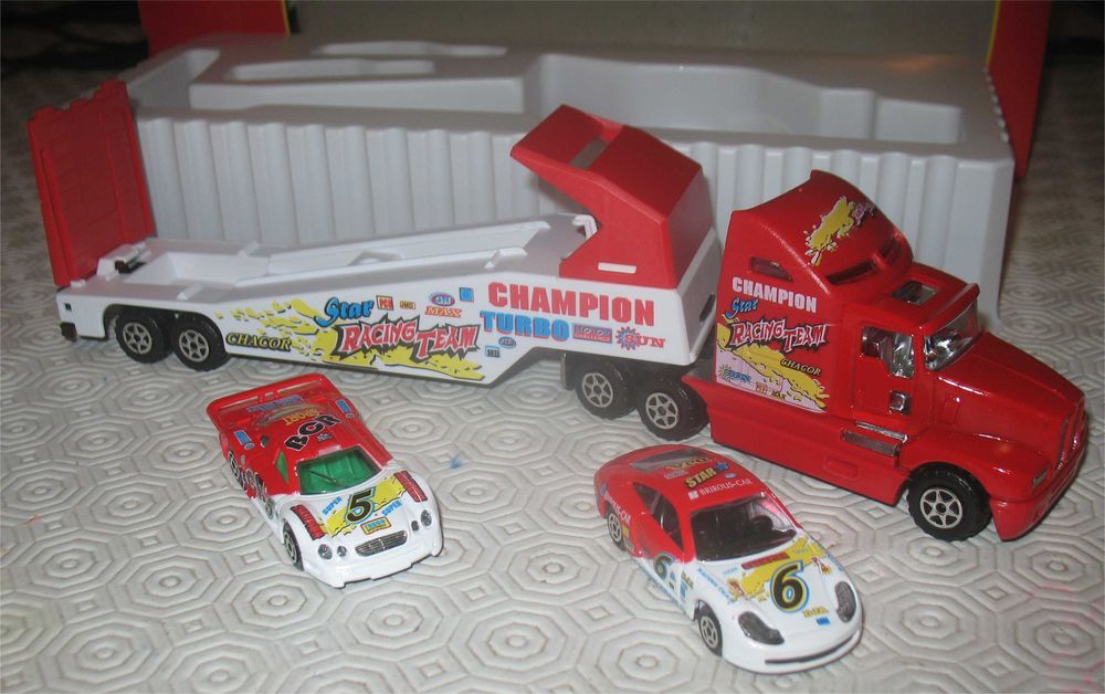 Majorette - Transport Set - Kenworth + Mercedes CLK-GTR + Porsche 911