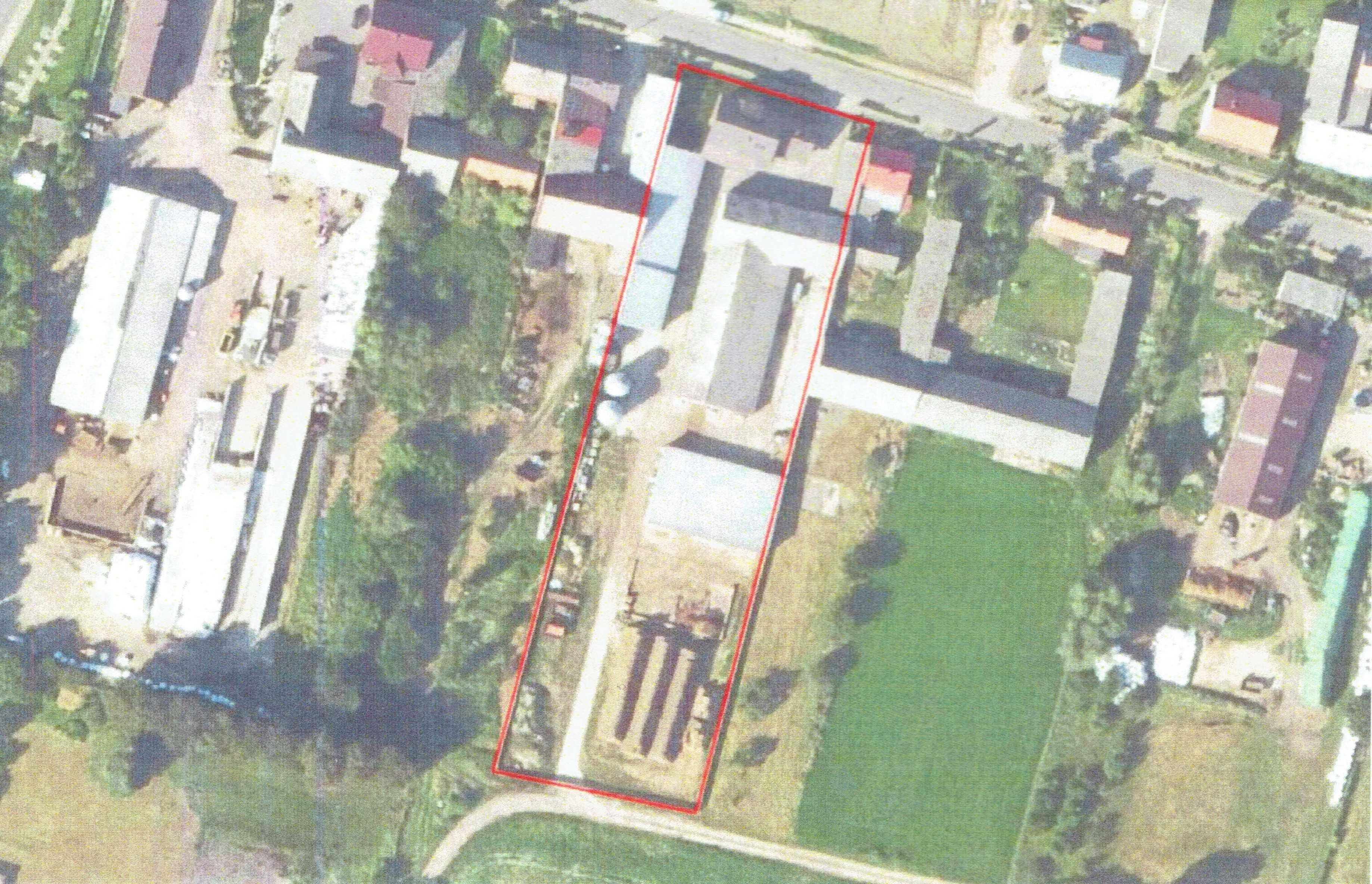 Sprzedam dom wraz z budynkami gospodarczymi