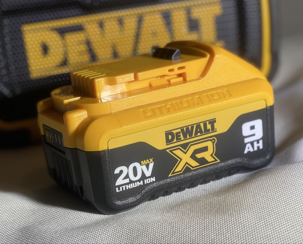 Акумулятори Dewalt 8ah/9ah/10ah -2025