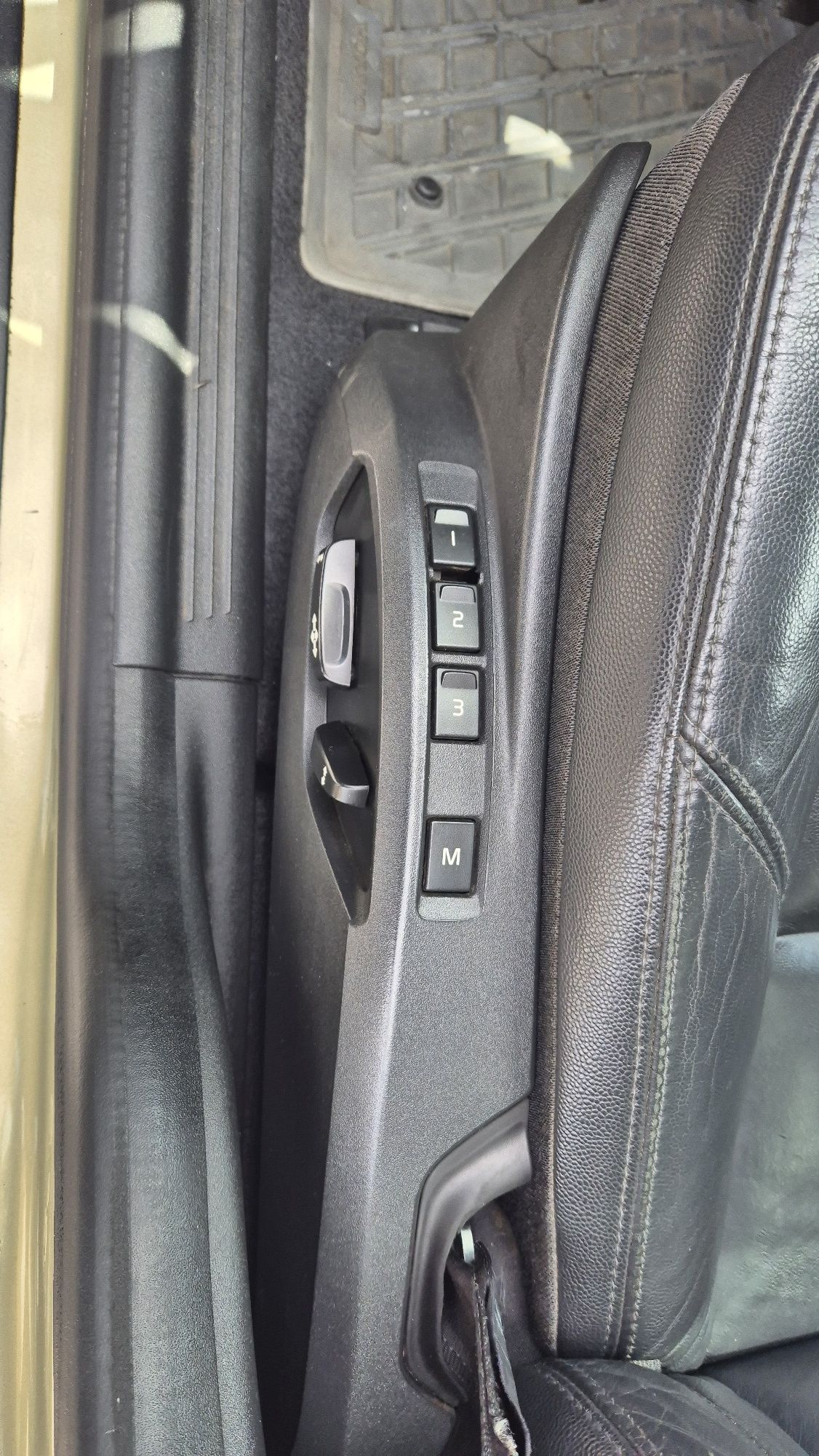 2008 Volvo V50 Т5 2.5 (230 к.с.) R-Design