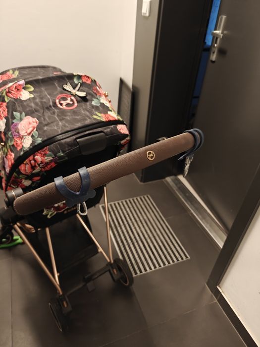 Cybex Platinium Mios 2 Dark Blossom Wózek Spacerowy