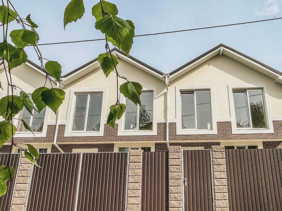 Таунхаус з чистовим оздобленням в центрі Бучі, єОселя, Сертифікат-ТАК