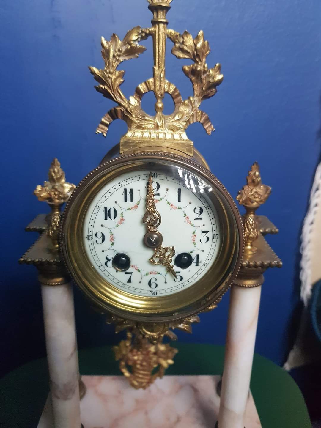 Zegar kominkowy marmurowy Francja XIX wiek.