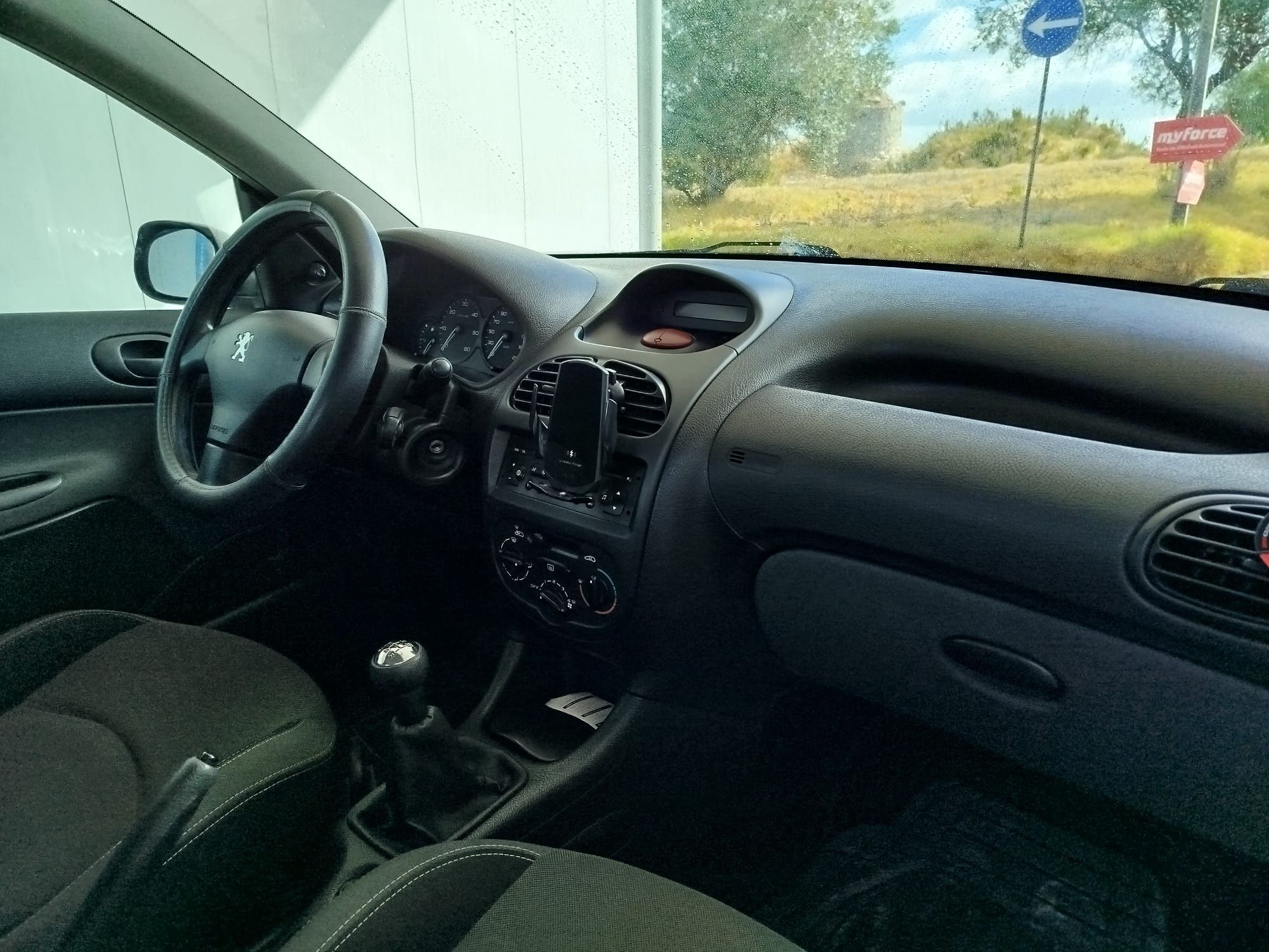 Vendo Peugeot 206 HDI comercial