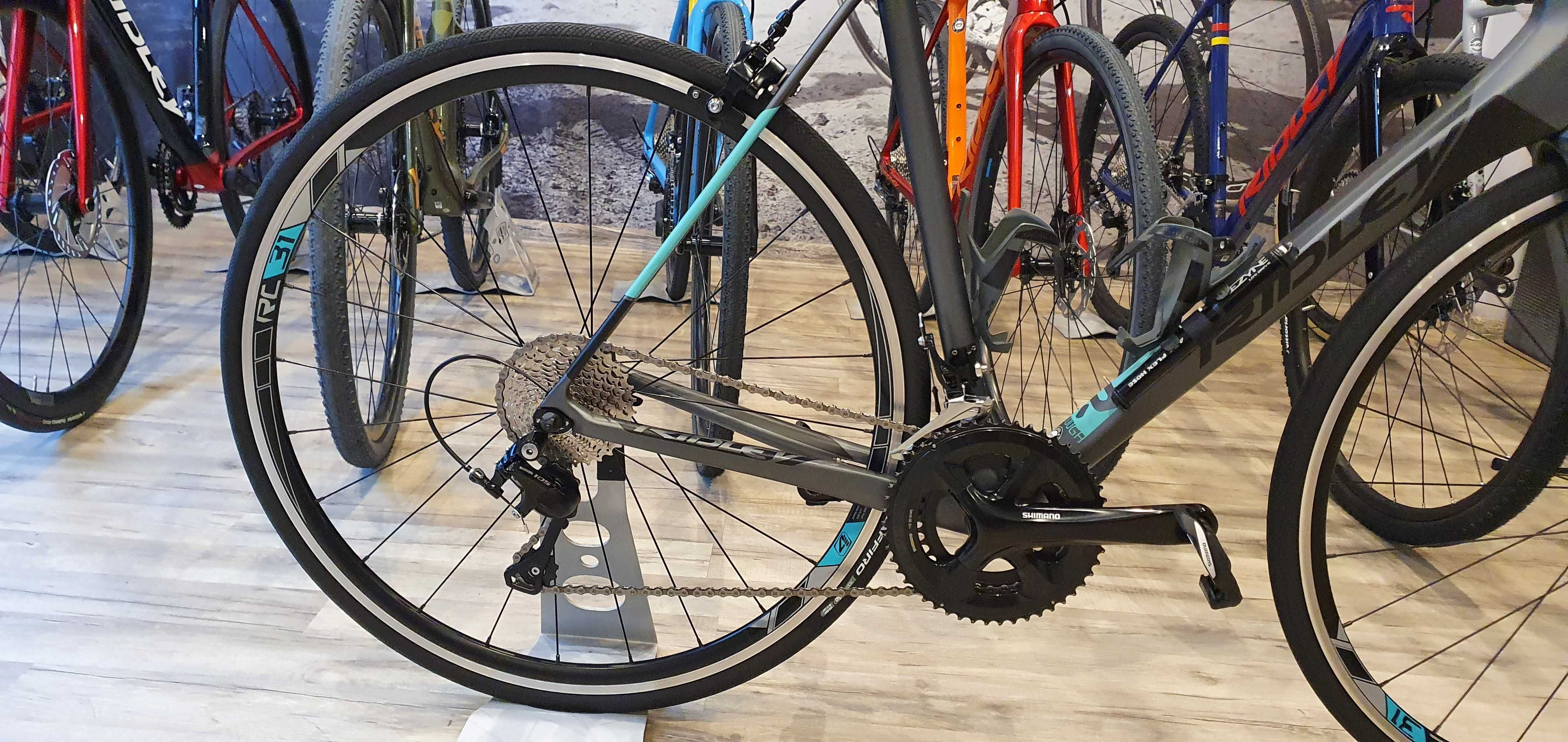 Rower szosowy RIDLEY FENIX C - 105 – kolor FEC-03BST