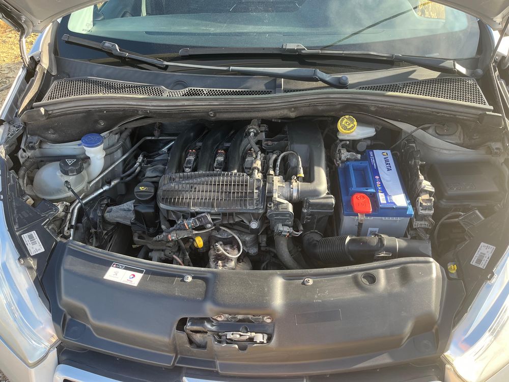 Carro Peugeot 208 1.2 C 2013 Gasolina