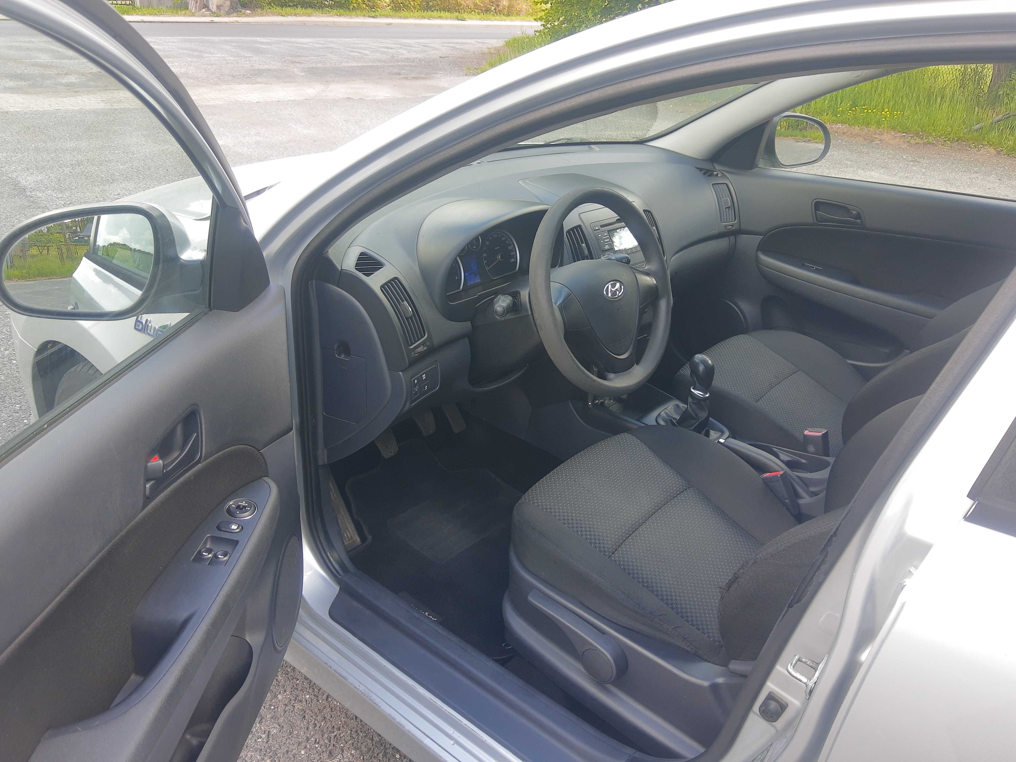 Hyundai i 30 Kombi 1.6 CRDI z NIEMIEC ŁADNY!!!