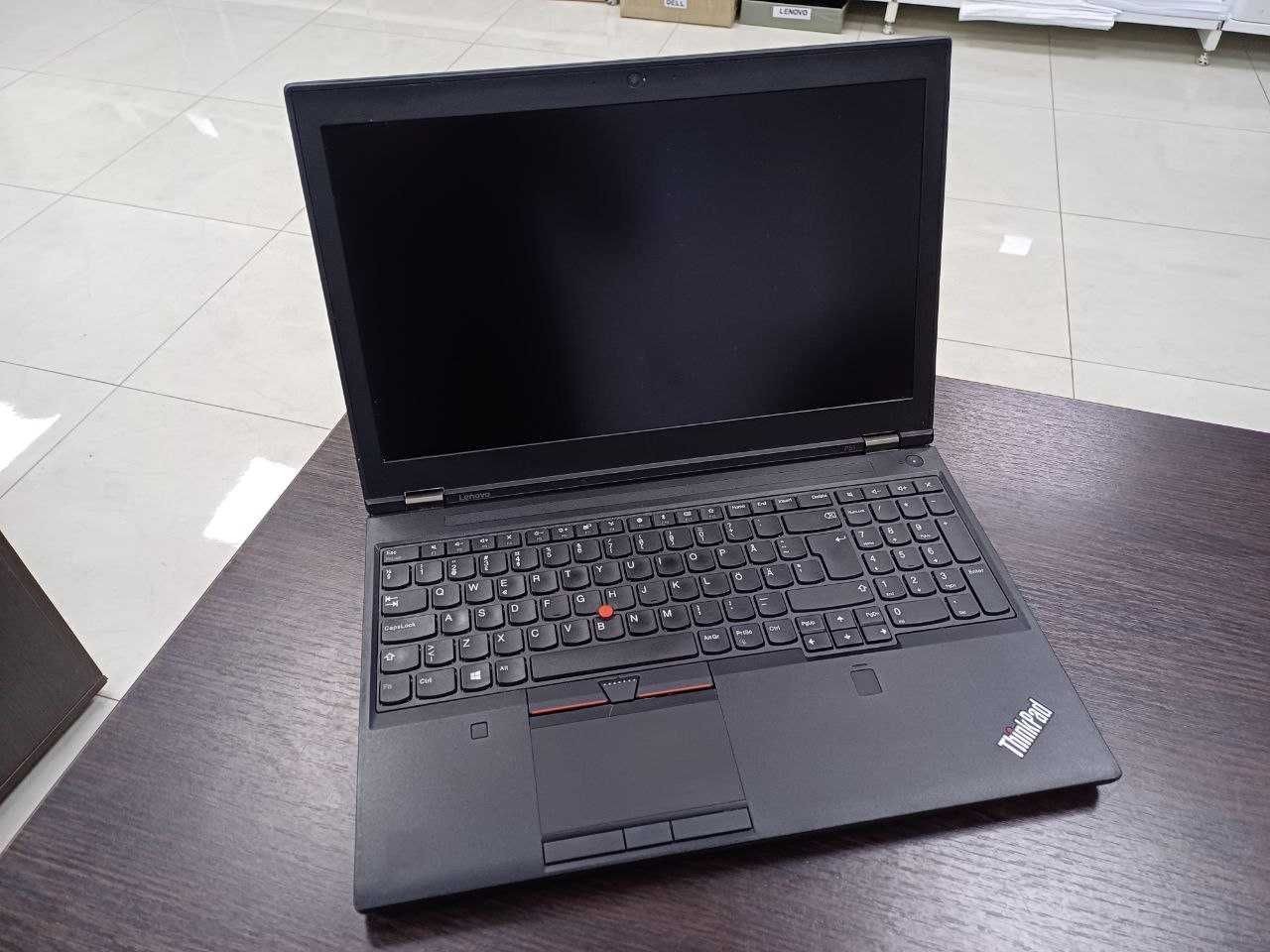 Ноутбук Lenovo P51 i7-7820HQ/32Gb-DDR4/512Gb SSD/m2200m-4Gb/ГУРТ!