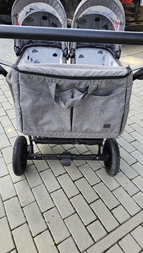 Wózek dla bliźniąt