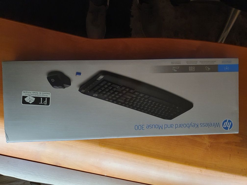 Vendo dois teclados para PC