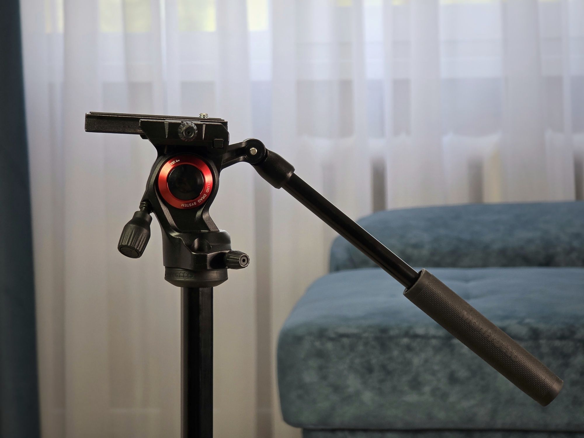 Штатив Manfrotto Befree 290 Light Black MK290LTA3US з рідинною головою
