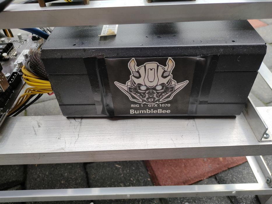 Koparka kryptowalut.