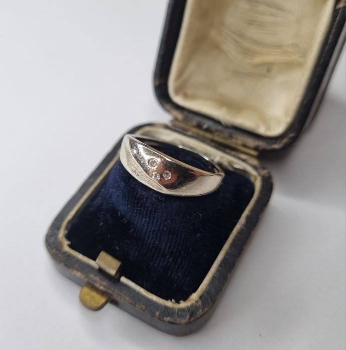 Złoty pierścionek z cyrkoniami złoto 585